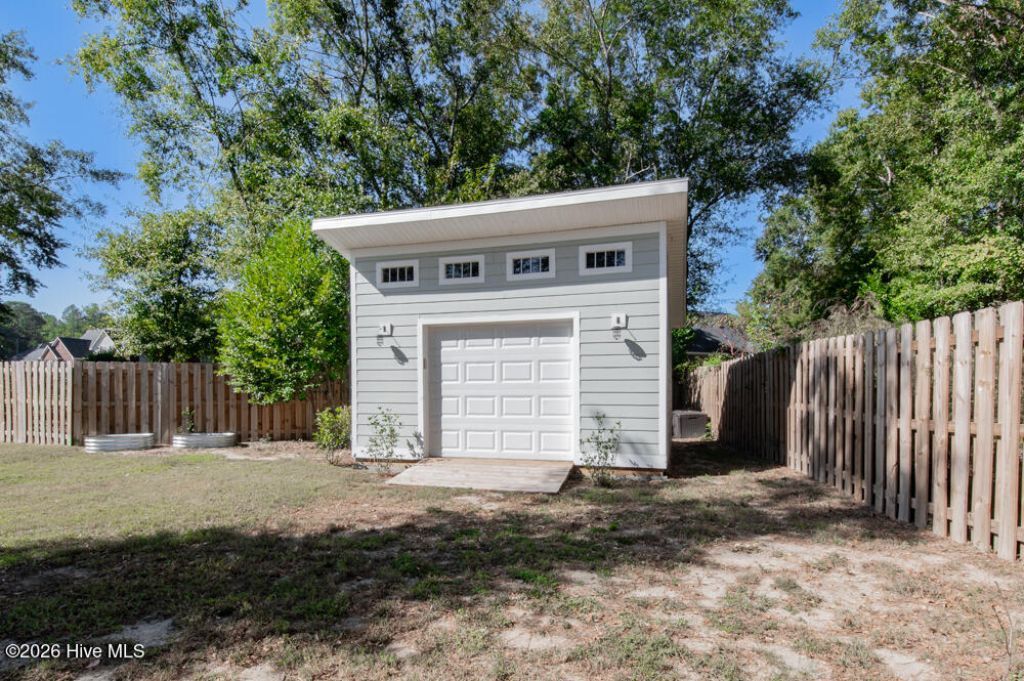 617 Slade Lake Drive Photo 25