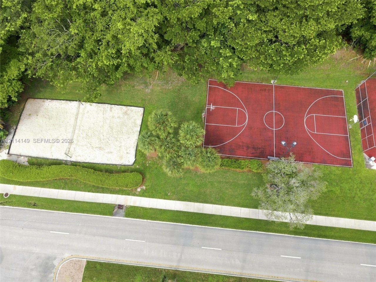 7898 Dixie Beach Cir , Tamarac, FL 33321 Photo