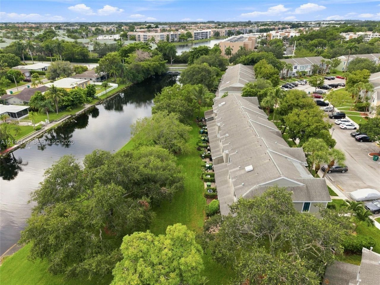 7898 Dixie Beach Cir , Tamarac, FL 33321 Photo