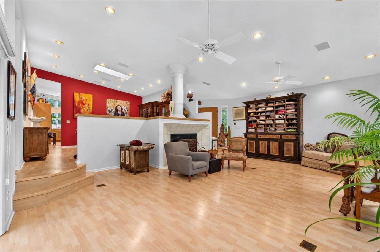 2716 NW 21st Street , Gainesville, FL 32605 Photo