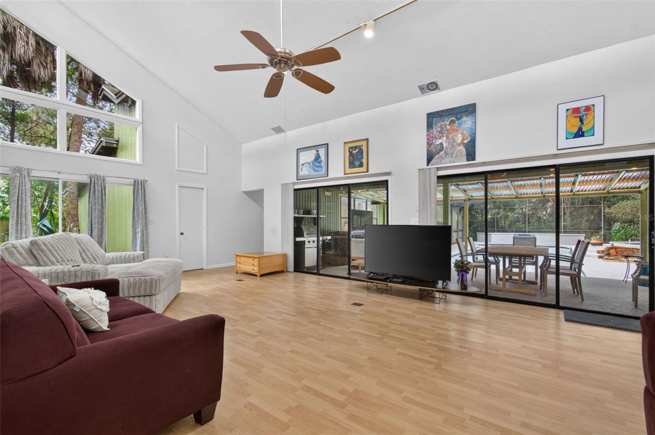 2716 NW 21st Street , Gainesville, FL 32605 Photo