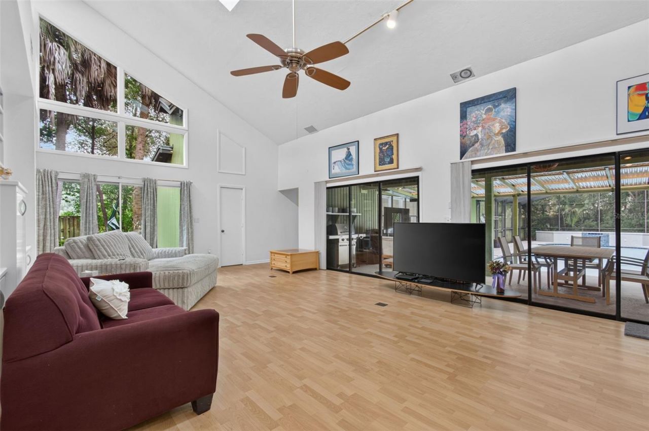 2716 NW 21st Street , Gainesville, FL 32605 Photo