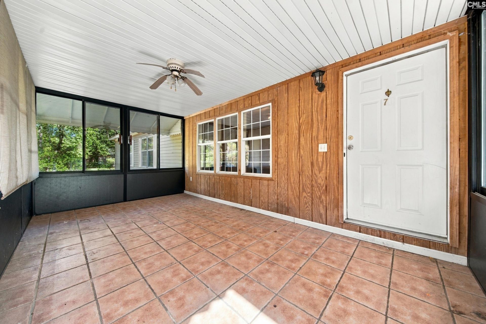 70 N Davis Lane  Photo 4