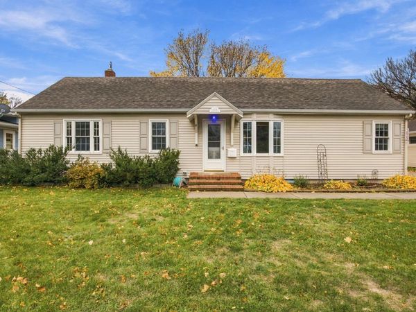 1825 4th Street S, Moorhead, MN 56560