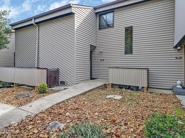 74 Lakeshore Court, Crossville, TN 38558