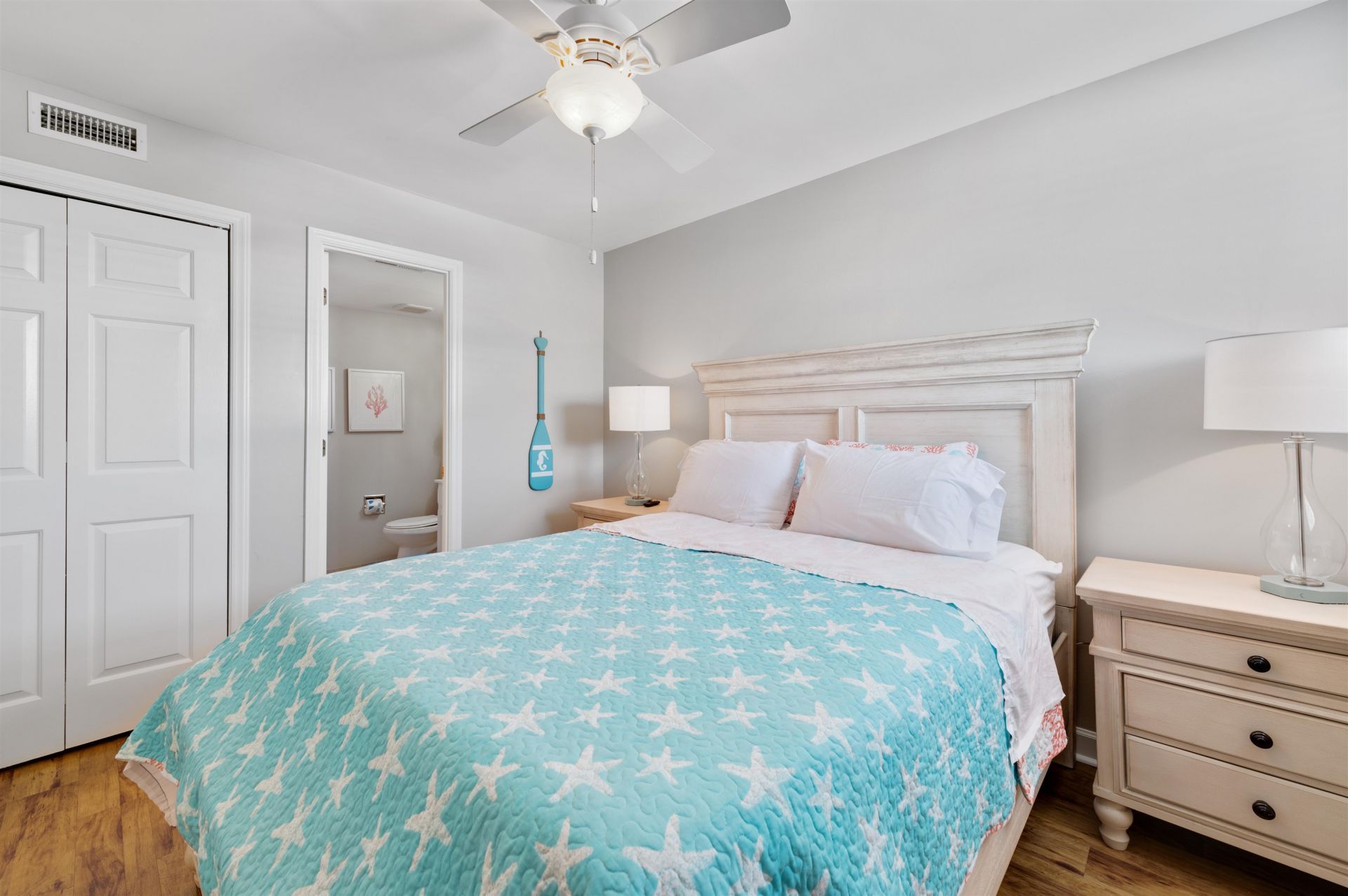 1620 N Waccamaw Dr.  Photo 17