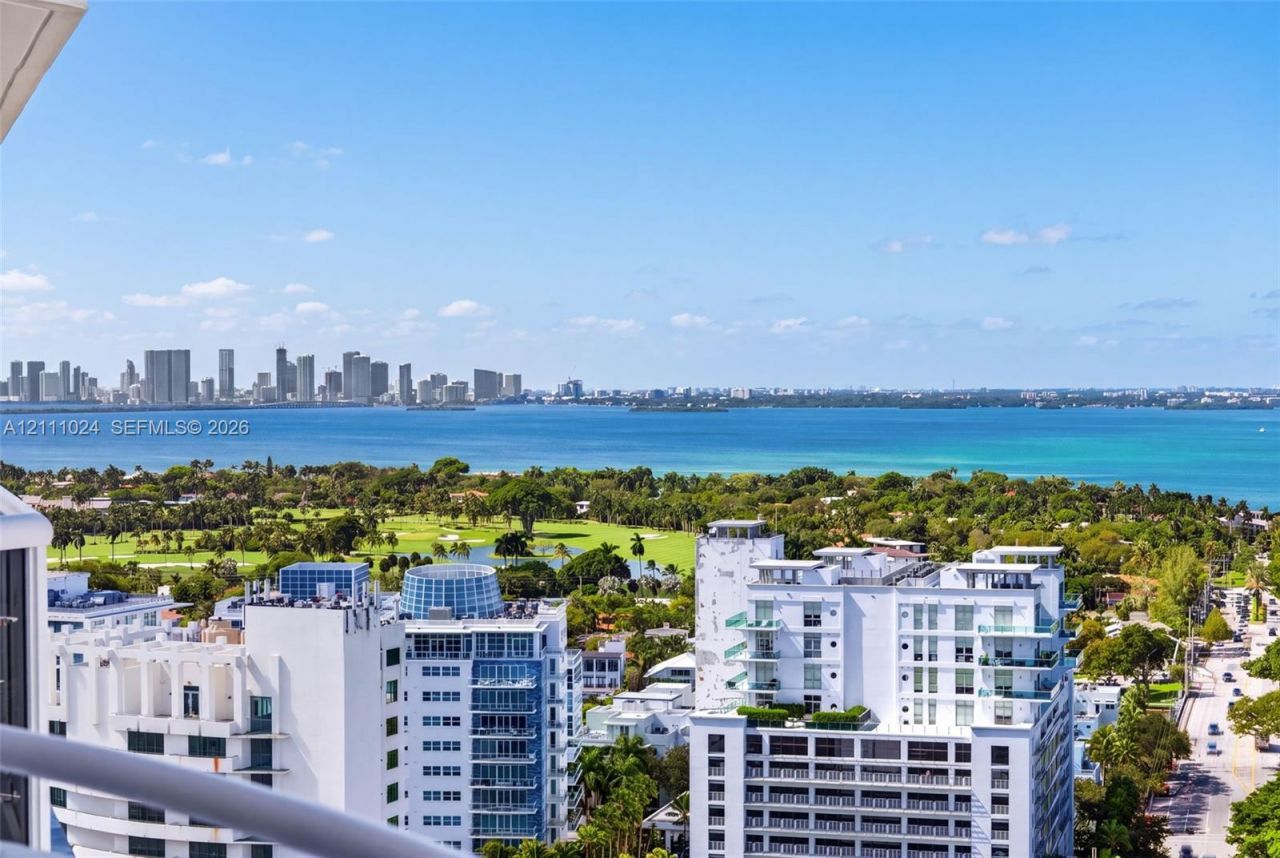 6301 Collins Ave , Unit 2707, Miami Beach, FL 33141 Photo