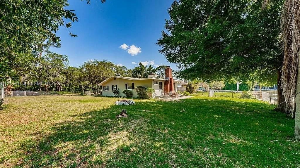 1154 Lagoon Road, Tarpon Springs, FL 34689 Photo