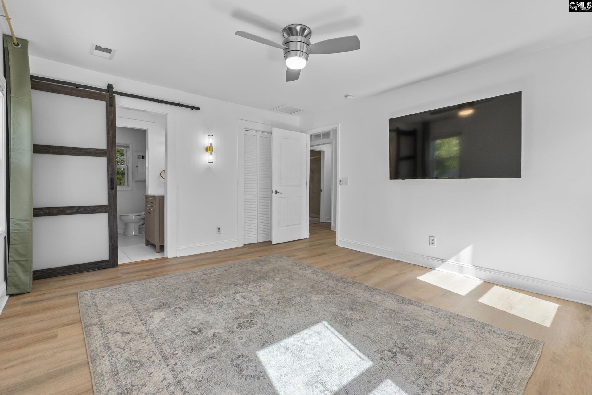 38 Mallet Hill Court  Photo 12