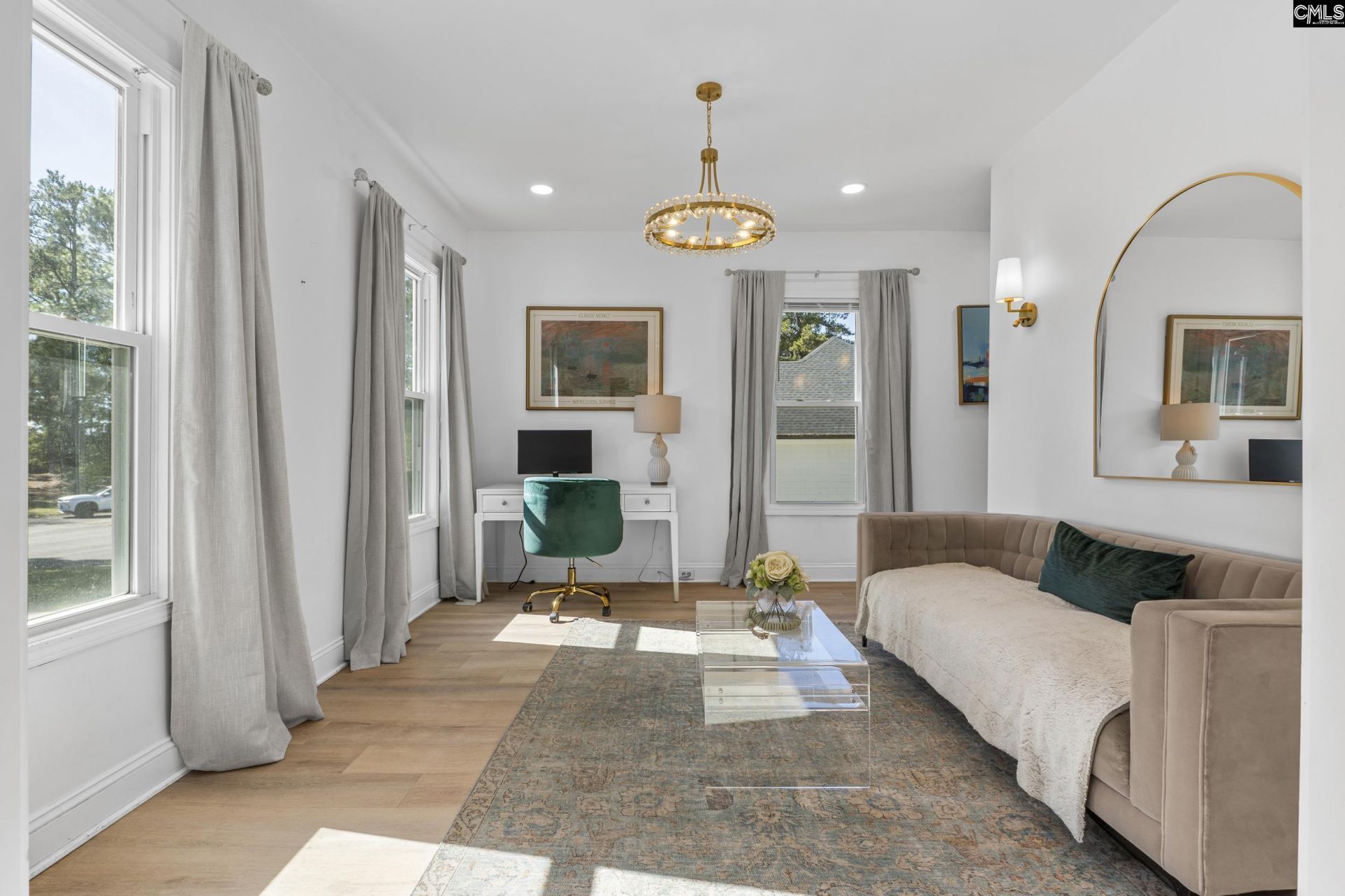 38 Mallet Hill Court  Photo 4