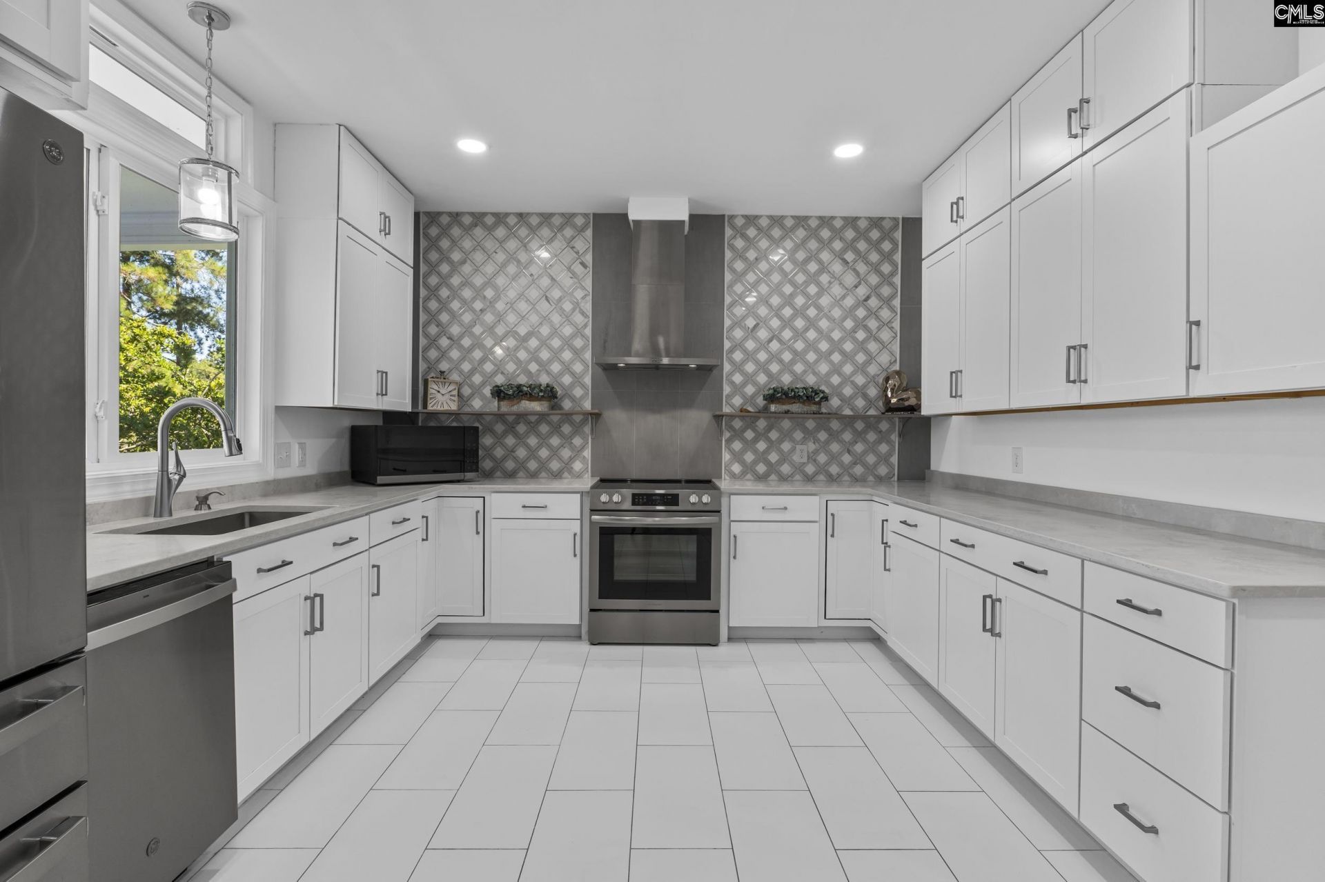 38 Mallet Hill Court  Photo 8