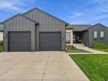 923 W Desert Vista Drive, Lincoln, NE 68523