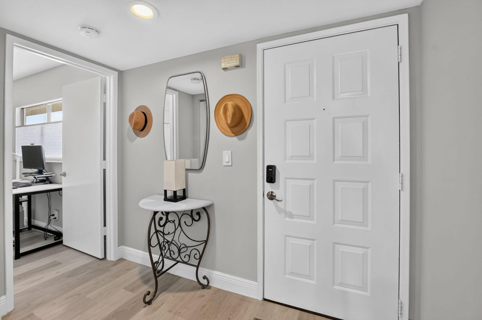 7290 Kinghurst Drive, Unit 807, Delray Beach, FL 33446 Photo