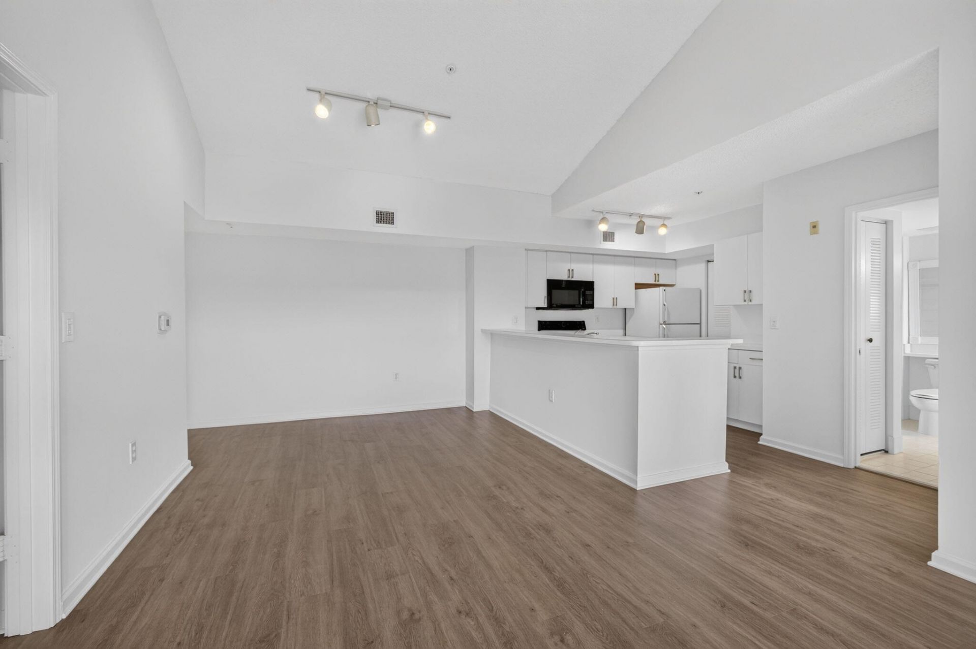 260 Village Boulevard, Unit 5305, Tequesta, FL 33469 Photo