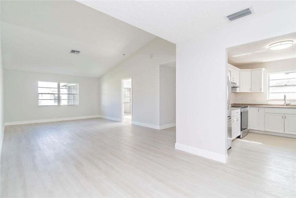 3830 Rowena Circle, West Palm Beach, FL 33417 Photo