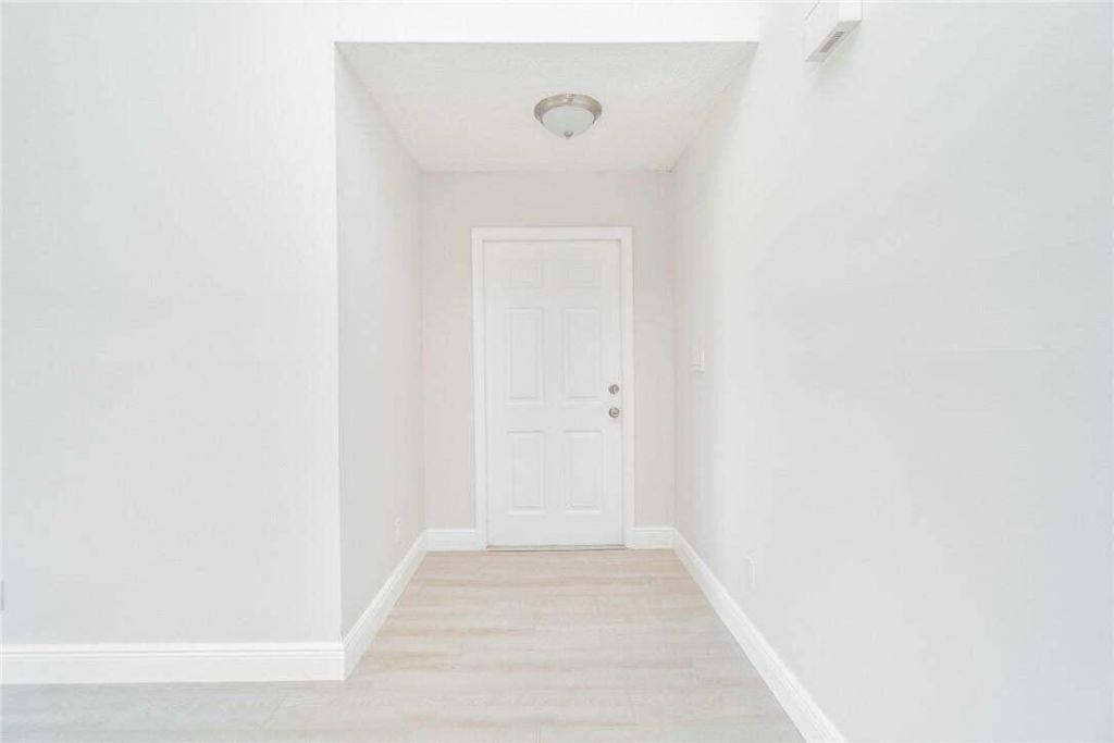 3830 Rowena Circle, West Palm Beach, FL 33417 Photo