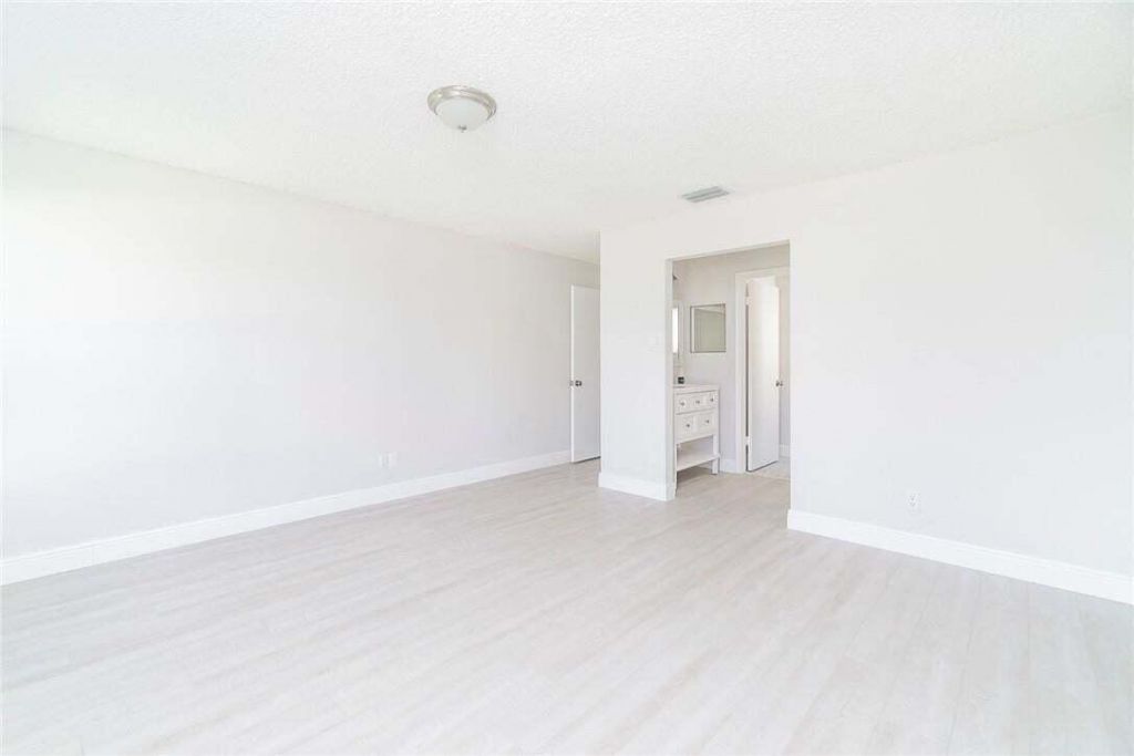 3830 Rowena Circle, West Palm Beach, FL 33417 Photo