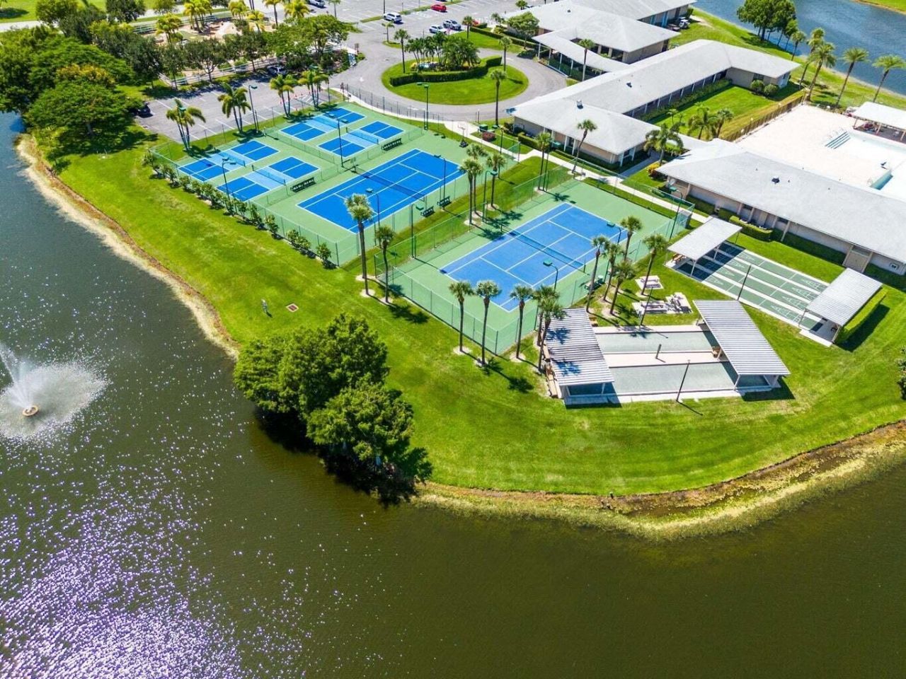 3830 Rowena Circle, West Palm Beach, FL 33417 Photo