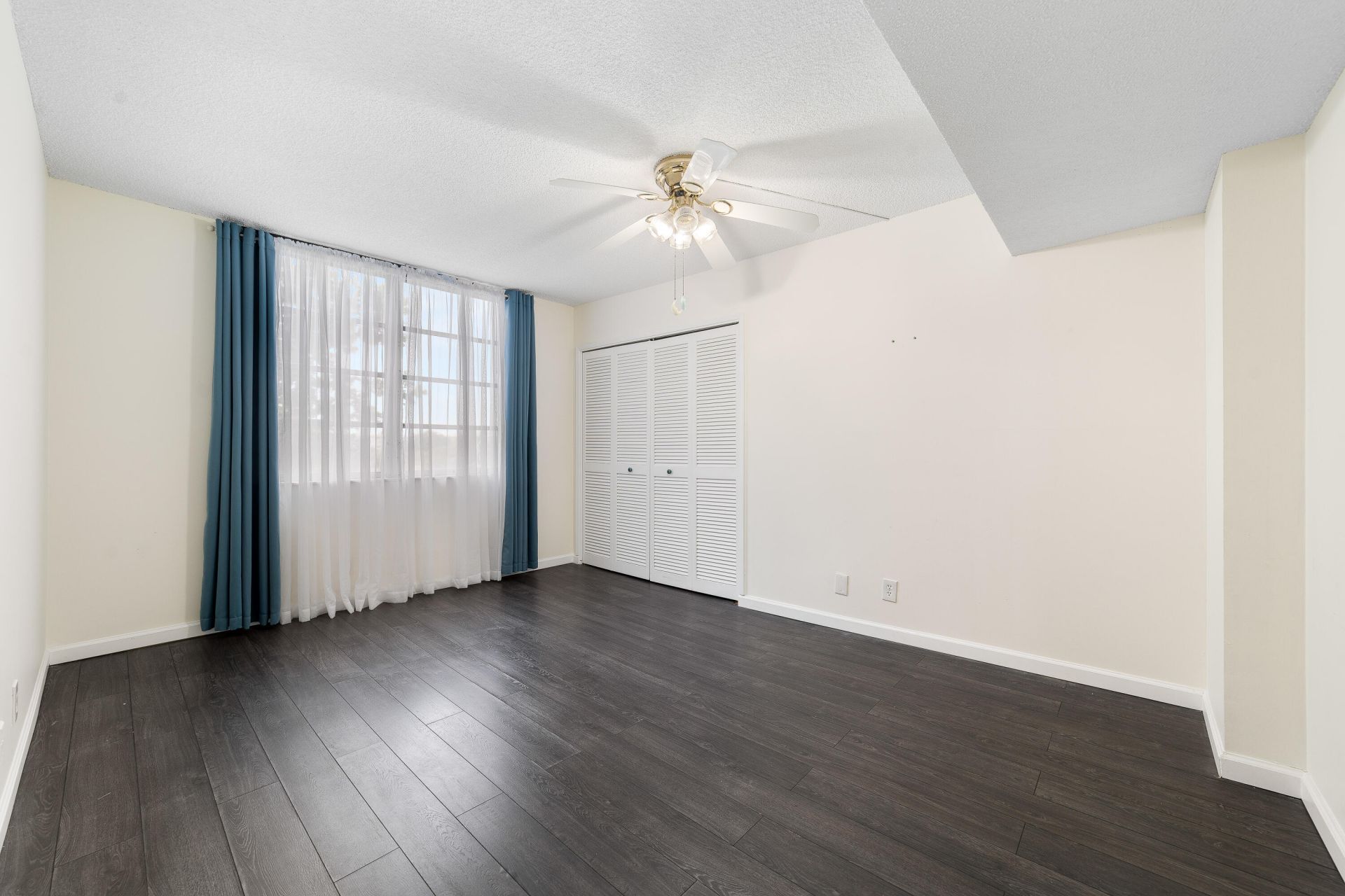 2681 S Course Drive, Unit 406, Pompano Beach, FL 33069 Photo