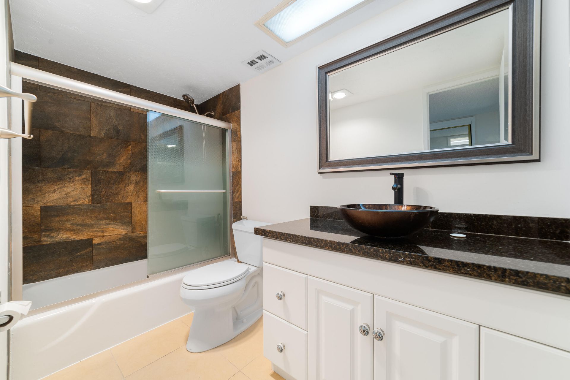 2681 S Course Drive, Unit 406, Pompano Beach, FL 33069 Photo