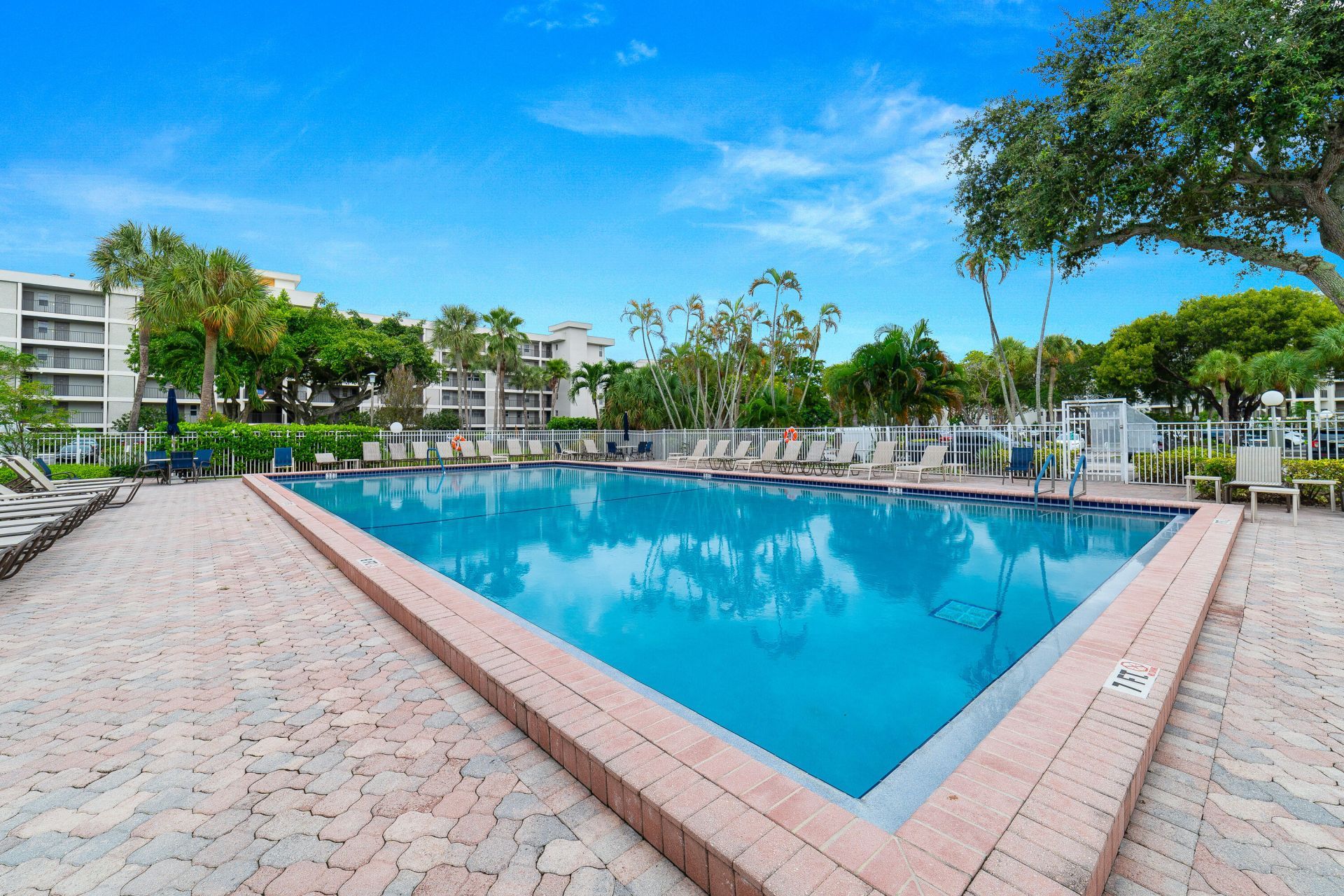 2681 S Course Drive, Unit 406, Pompano Beach, FL 33069 Photo