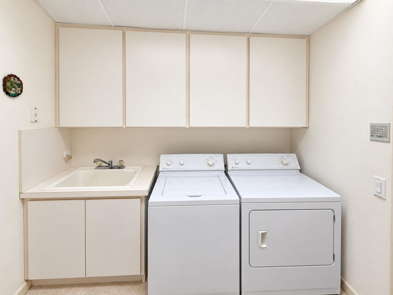 1705 Flagler Manor Circle, West Palm Beach, FL 33411 Photo