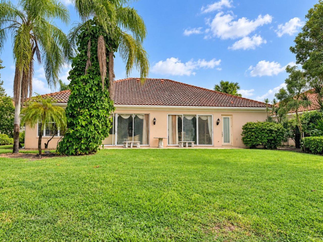 1705 Flagler Manor Circle, West Palm Beach, FL 33411 Photo