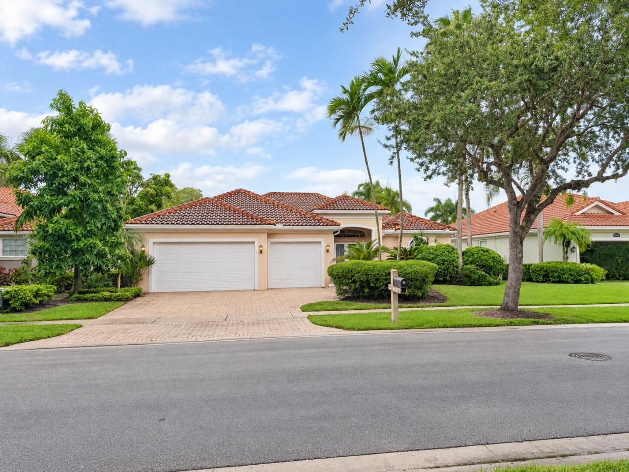 1705 Flagler Manor Circle, West Palm Beach, FL 33411 Photo