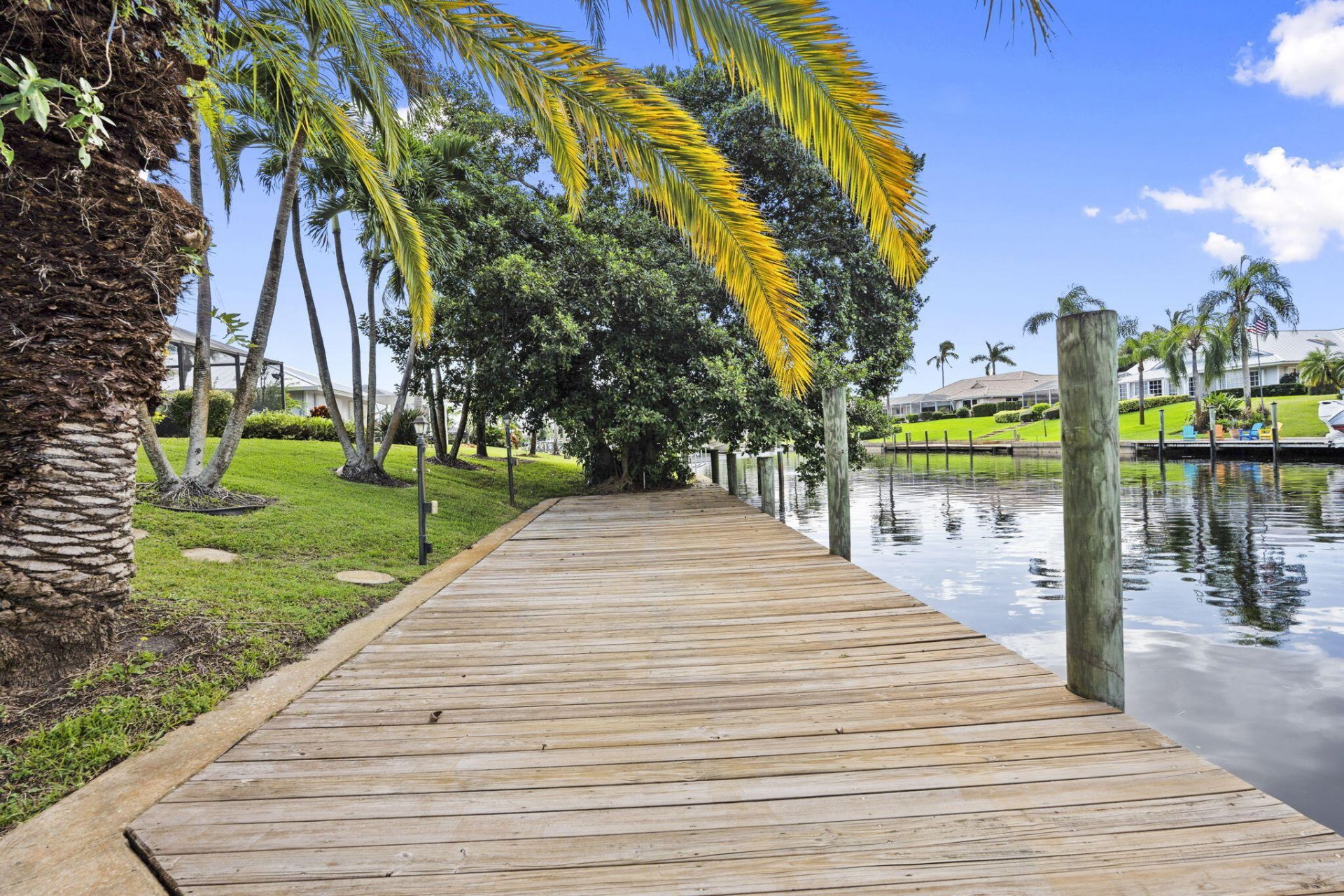 3664 SE Fairway E, Stuart, FL 34997 Photo