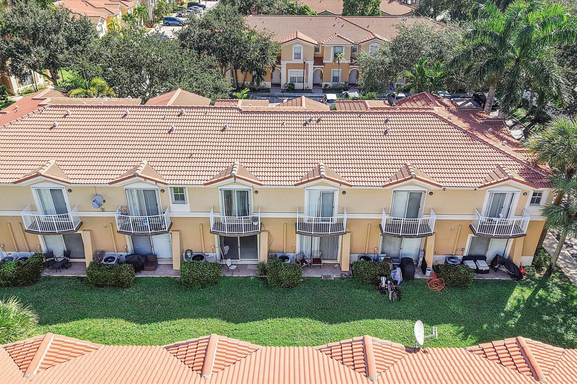 3182 SW 129th Avenue, Unit 125, Miramar, FL 33027 Photo