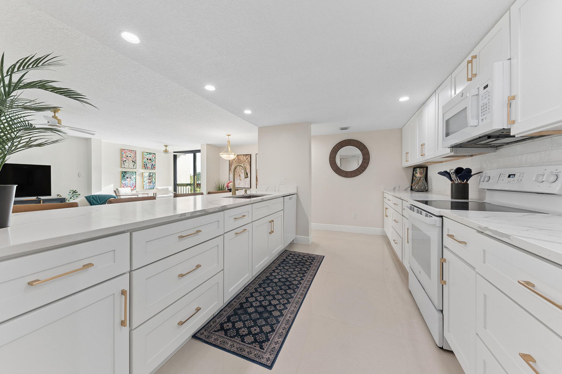 2025 Lavers Circle, Unit D404, Delray Beach, FL 33444 Photo