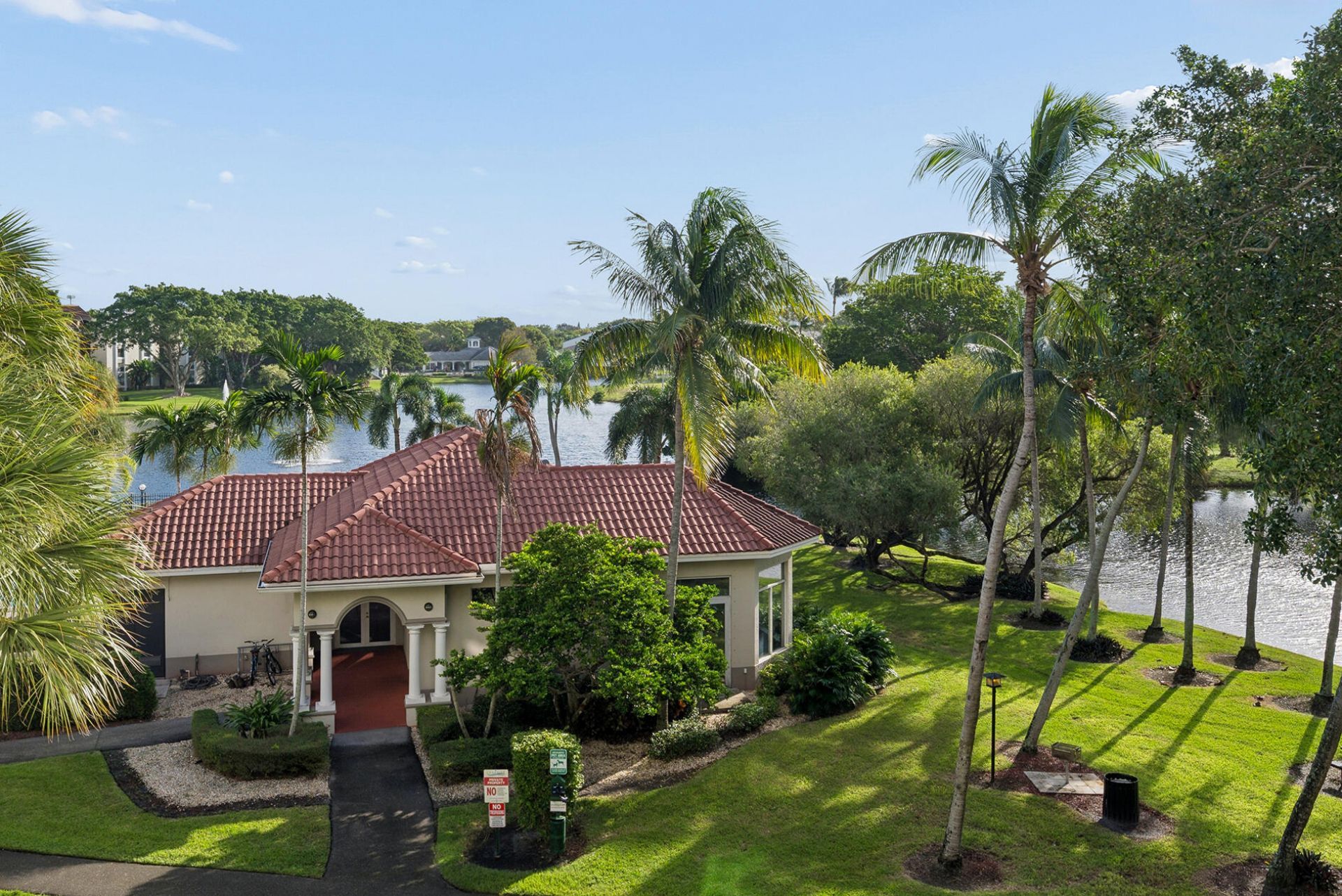 2025 Lavers Circle, Unit D404, Delray Beach, FL 33444 Photo