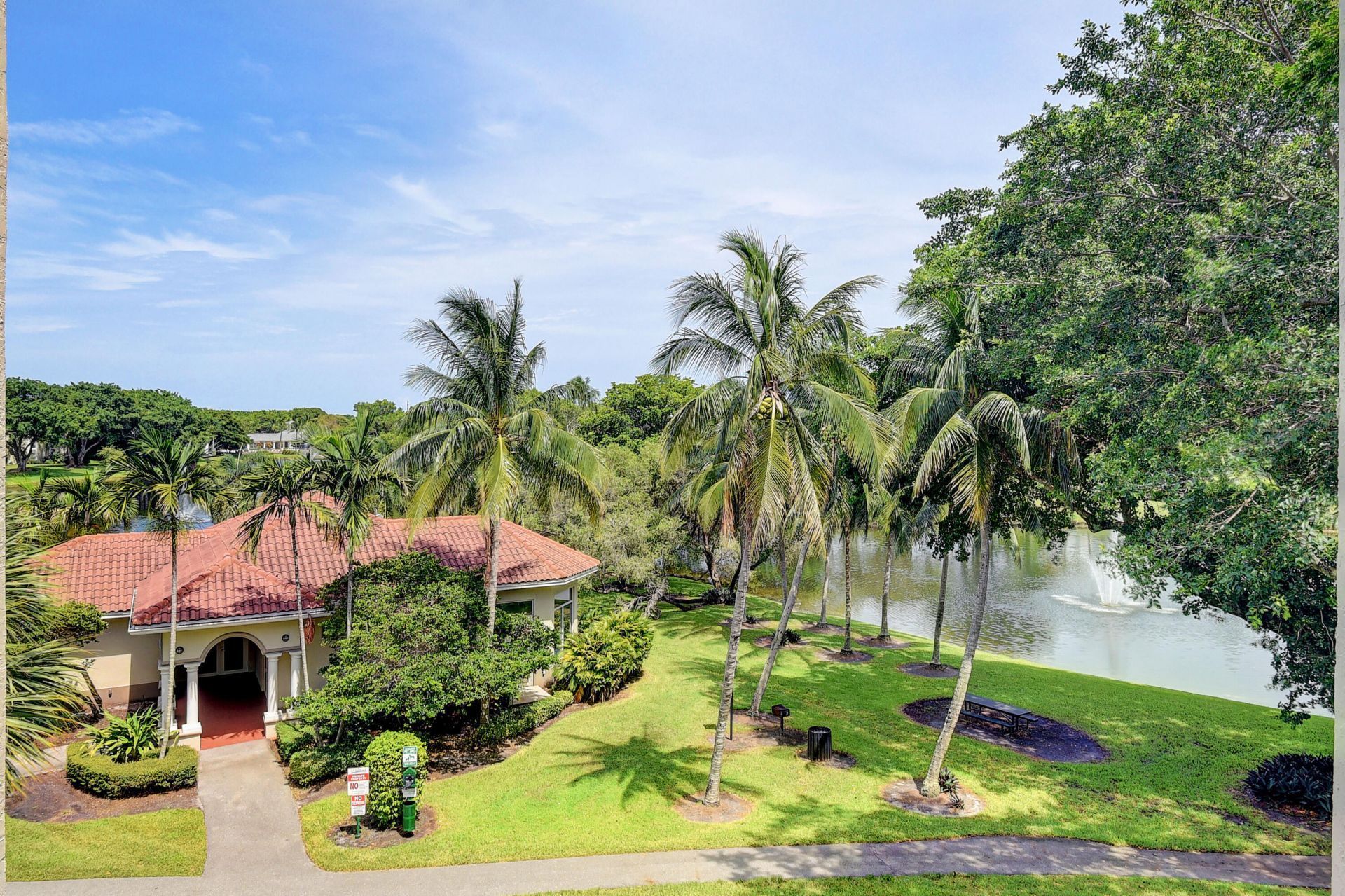 2025 Lavers Circle, Unit D404, Delray Beach, FL 33444 Photo