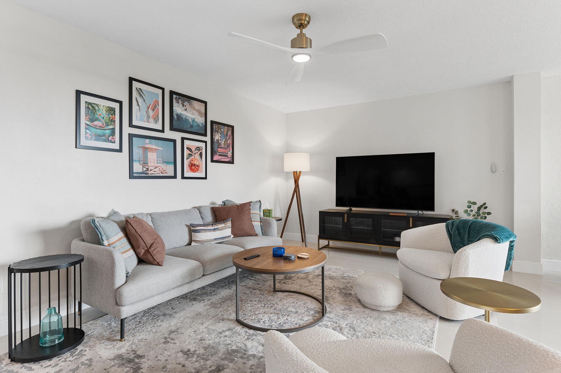 2025 Lavers Circle, Unit D404, Delray Beach, FL 33444 Photo