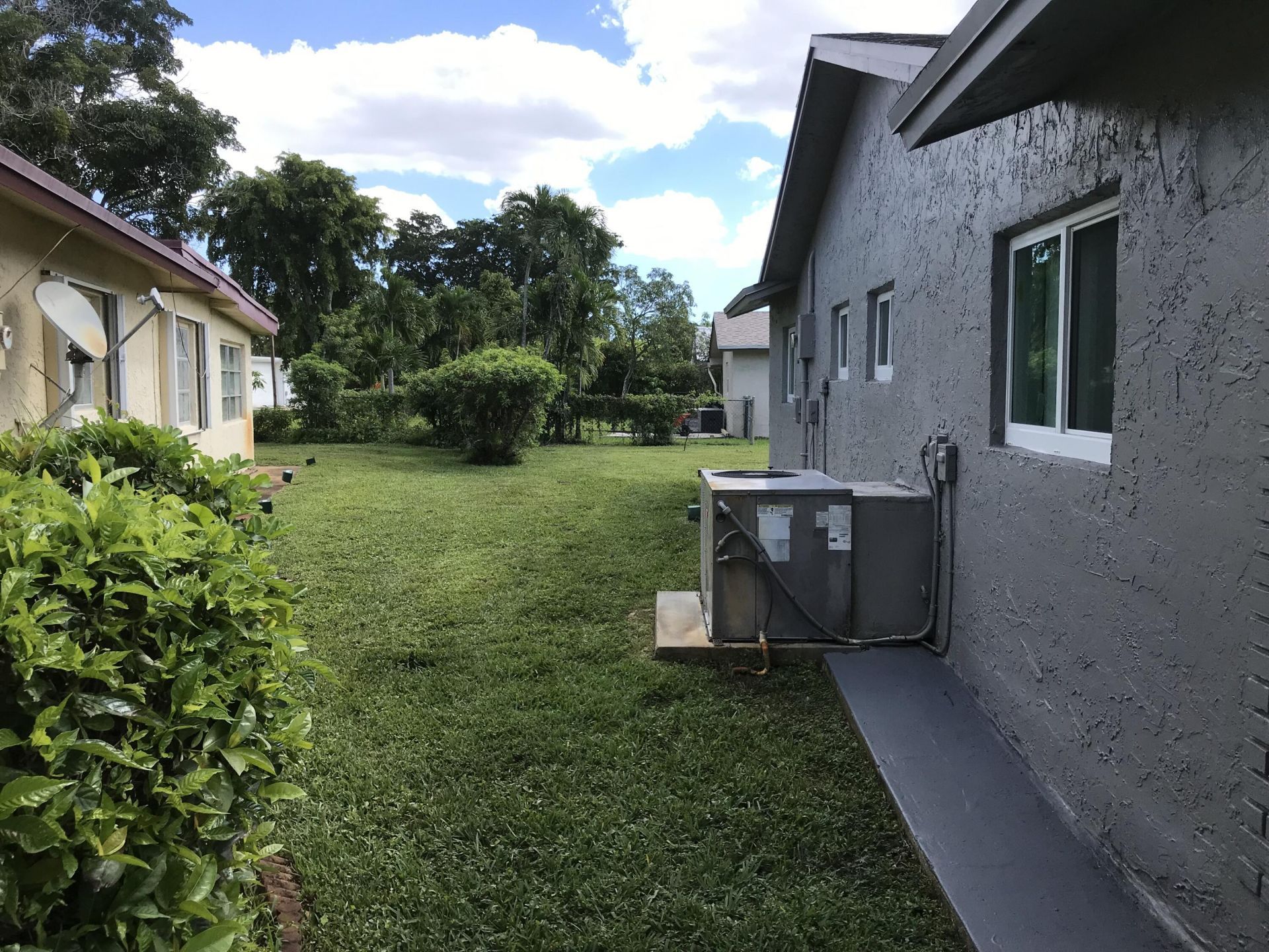 7104 NW 92nd Terrace, Tamarac, FL 33321 Photo