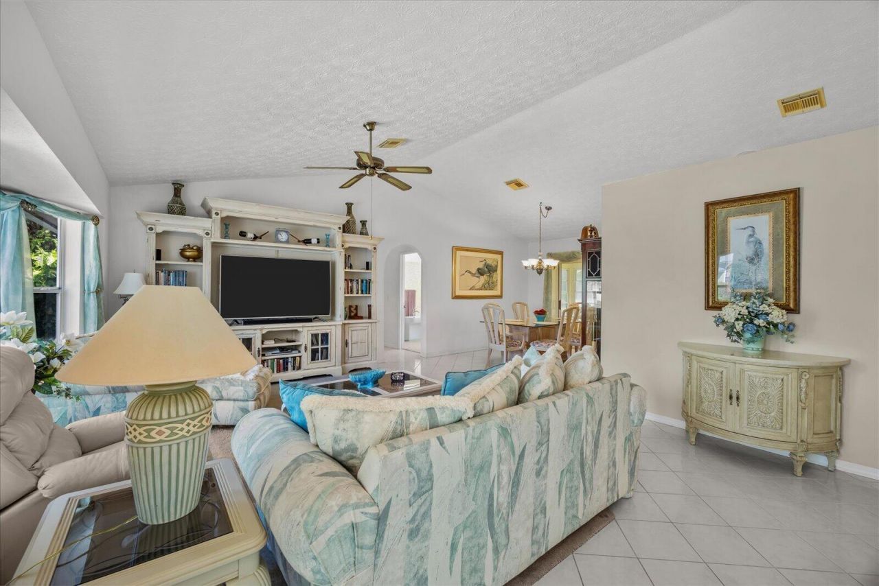 4407 Gator Trace Lane, Fort Pierce, FL 34982 Photo