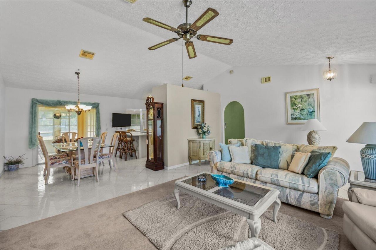 4407 Gator Trace Lane, Fort Pierce, FL 34982 Photo