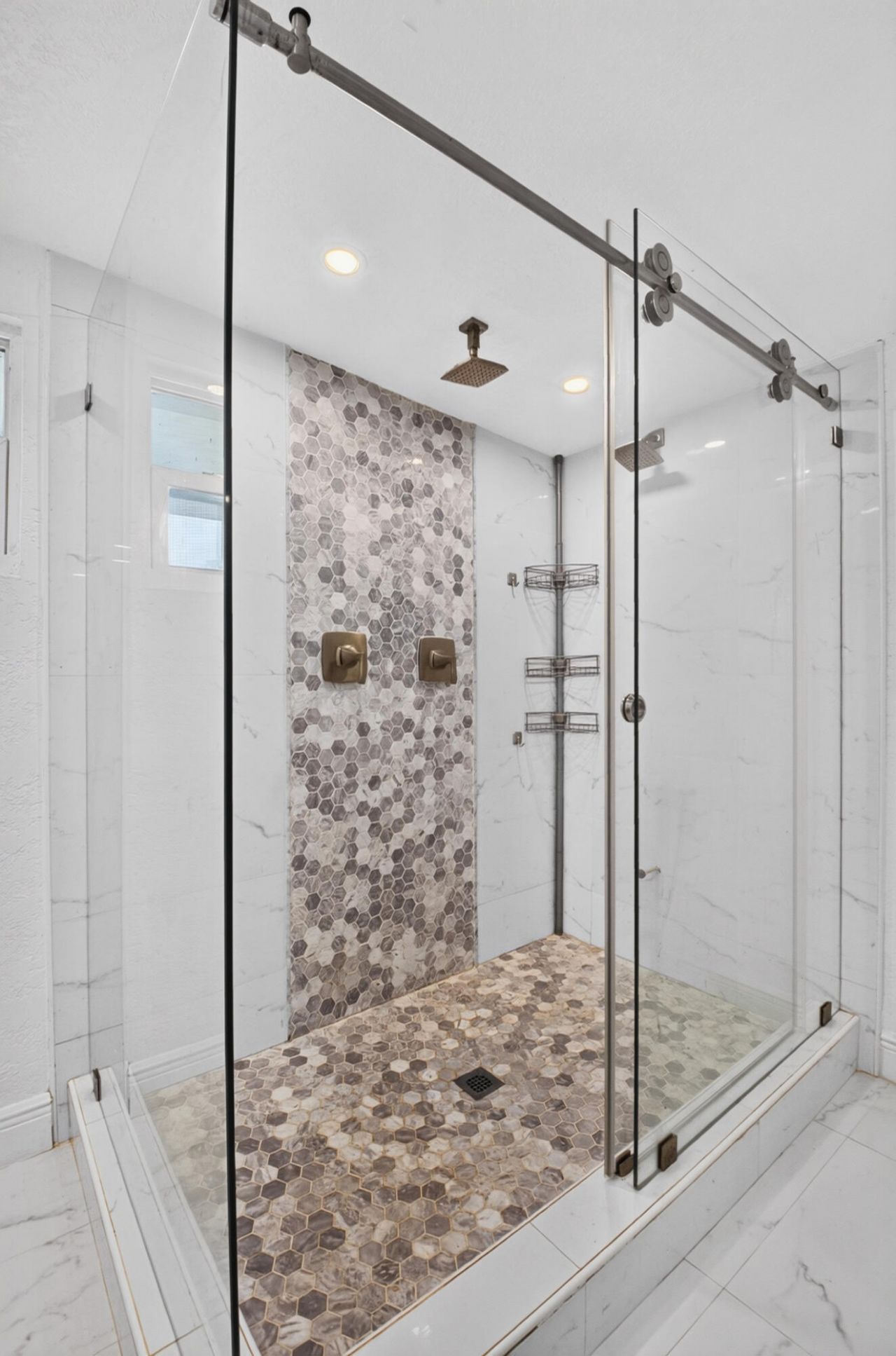 528 Beech Road, West Palm Beach, FL 33409 Photo