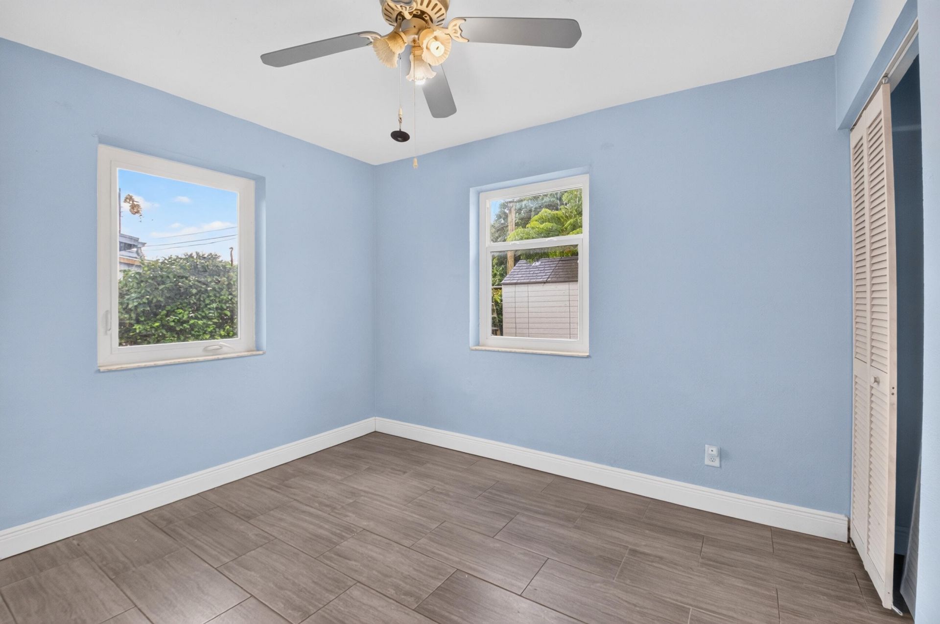 528 Beech Road, West Palm Beach, FL 33409 Photo