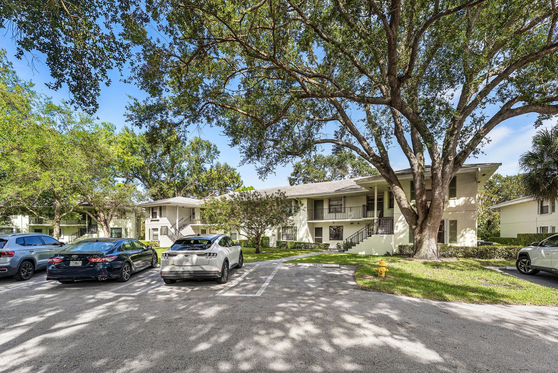 1401 Sabal Ridge Circle, Unit F, Palm Beach Gardens, FL 33418 Photo