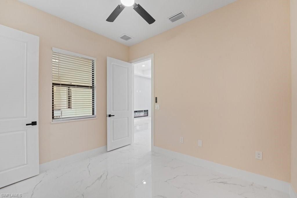 1009 Greenwood Ave , Lehigh Acres, FL 33972 Photo