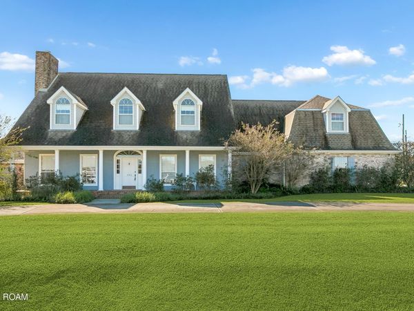 153 Cottage Drive , Luling, LA 70070