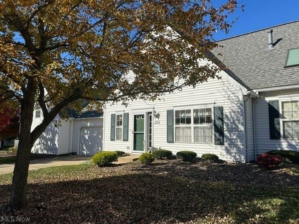 1244 Village Parkway, Tallmadge, OH 44278