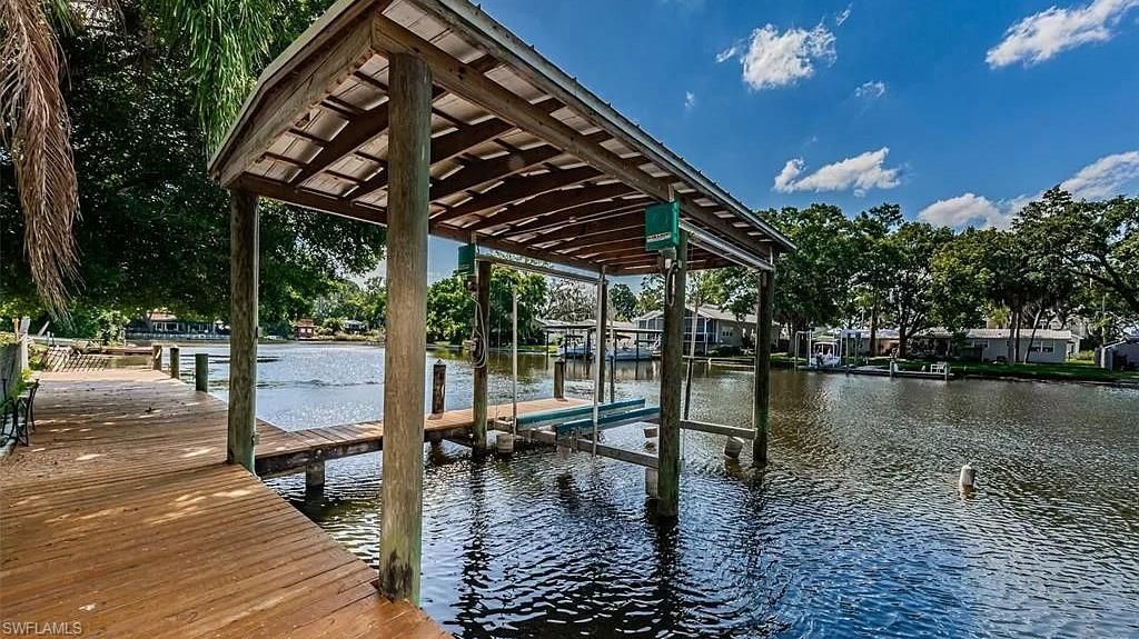 1154 Lagoon Rd , Tarpon Springs, FL 34689 Photo