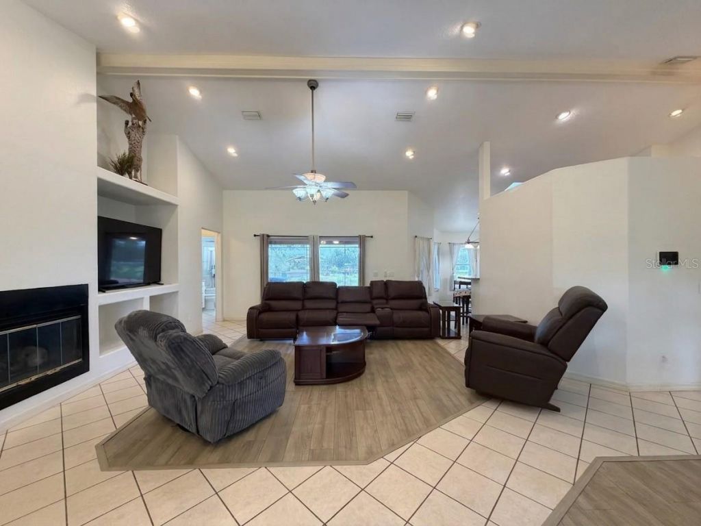 20765 SW 36th Street , Dunnellon, FL 34431 Photo