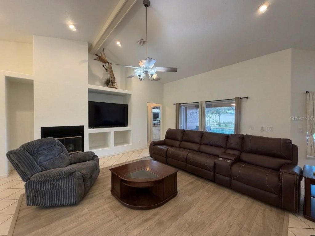 20765 SW 36th Street , Dunnellon, FL 34431 Photo