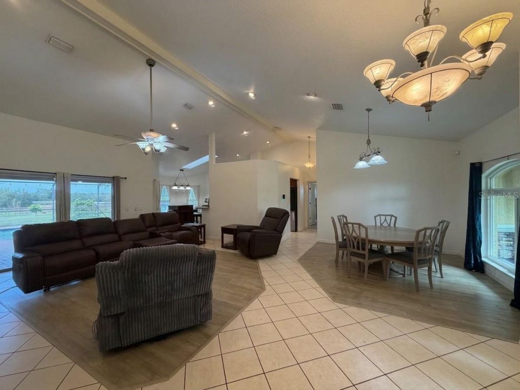 20765 SW 36th Street , Dunnellon, FL 34431 Photo