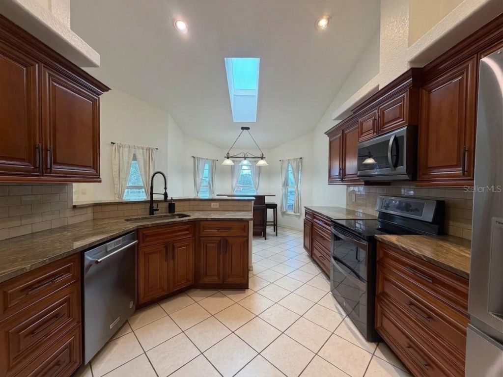 20765 SW 36th Street , Dunnellon, FL 34431 Photo