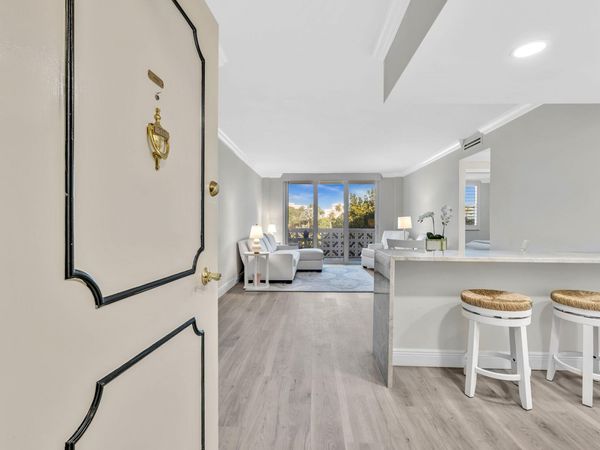2840 S OCEAN Boulevard, Unit 3230, Palm Beach, FL 33480