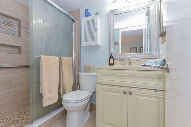 1605 Us-1, Unit V2-103, Jupiter, FL 33477 Photo